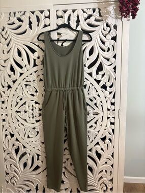 Sleeveless Olive Green Drawstring-Waist Jumpsuit